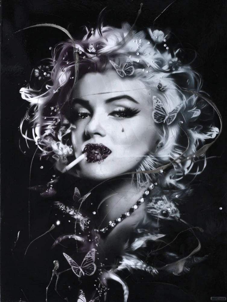 MARILYN SMOKING REPRO
